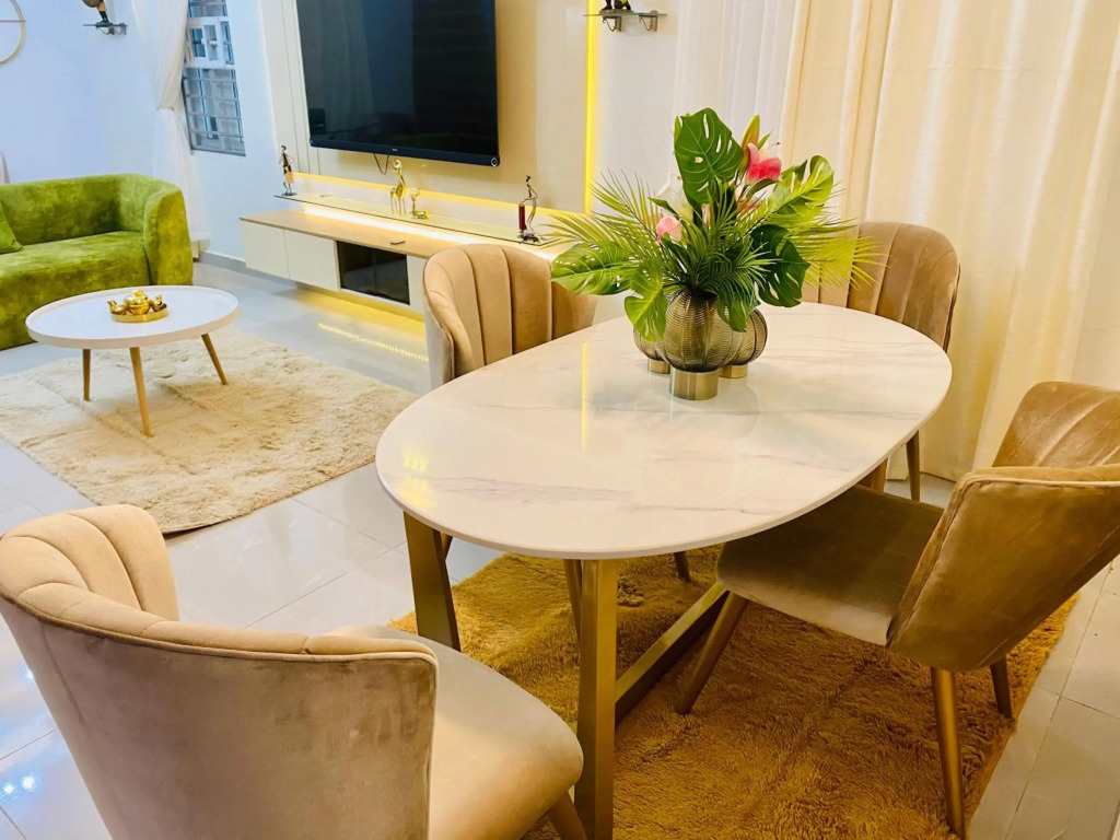 Shortlethomes - 5 Star Short let Apartment in Ikate