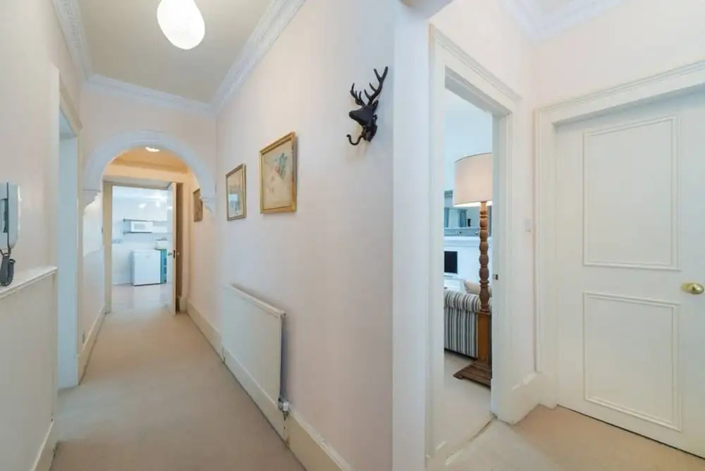 1 Bedroom Apartment in New Town
