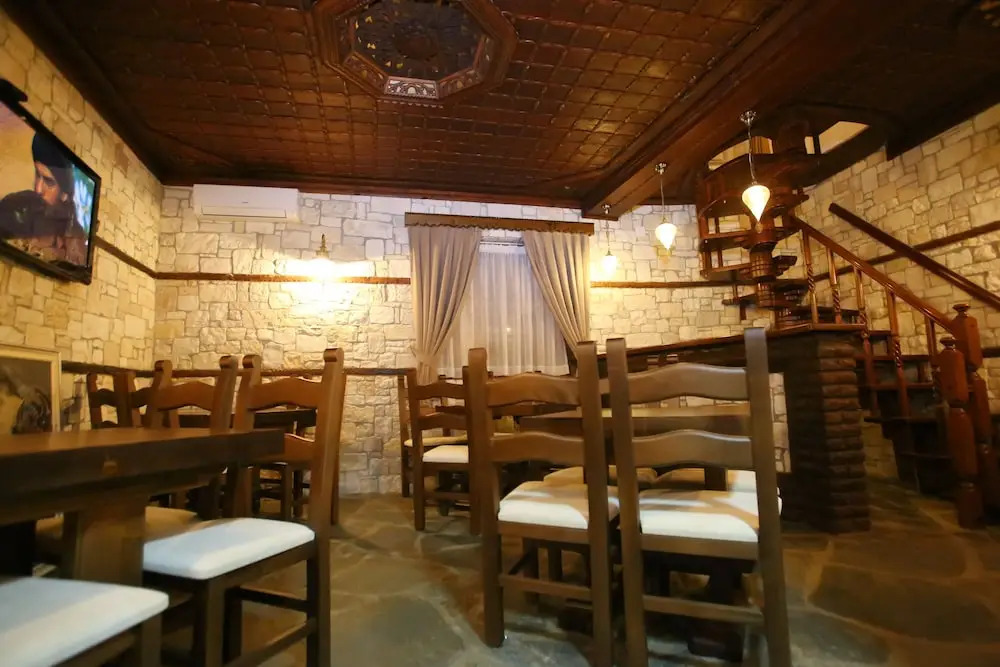 Heraklis Hotel