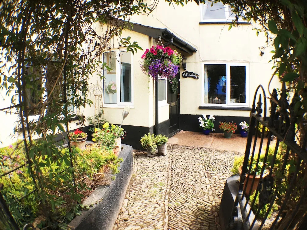 Hillside Bed & Breakfast
