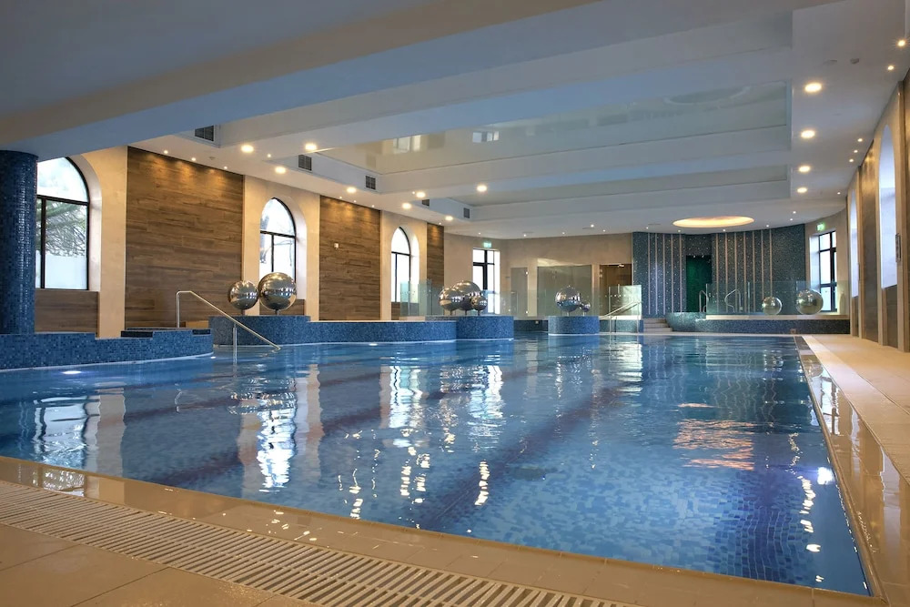 Westport Plaza Hotel, Spa & Leisure