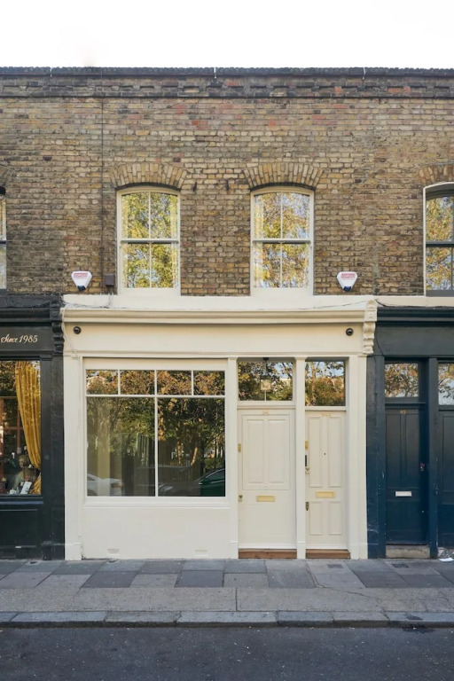 2 Bedroom Apartment Near Shoreditch With Terrace