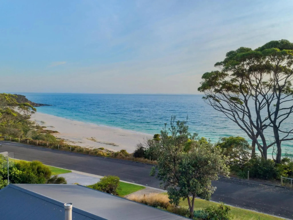 Chinamans at Hyams Beach