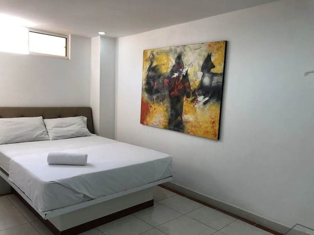 Hotel Plaza Mayor Suites