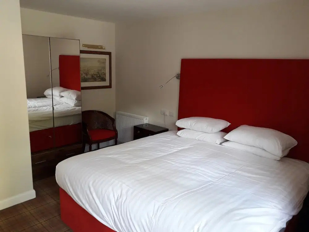 The Skye Inn