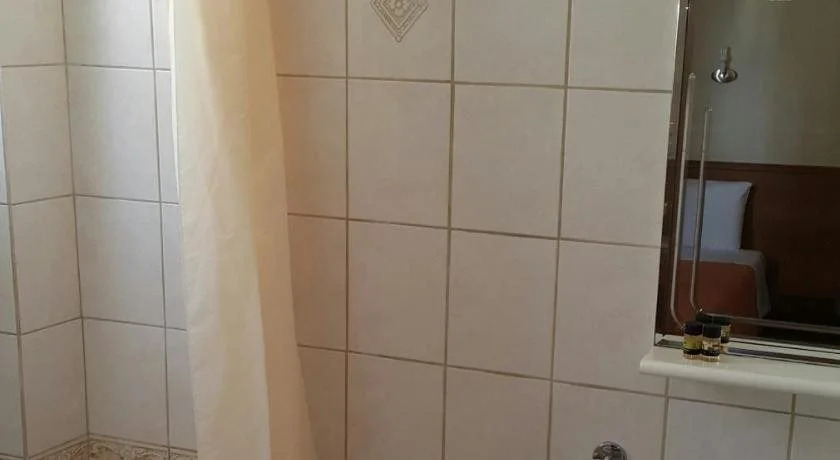 Hera Hotel