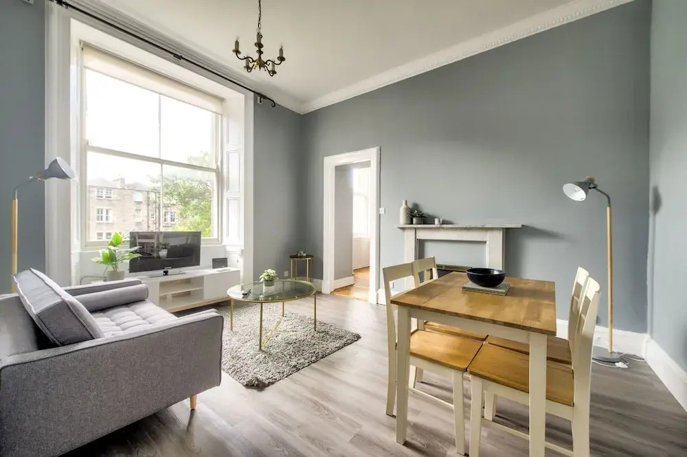 Manor Place Apartment