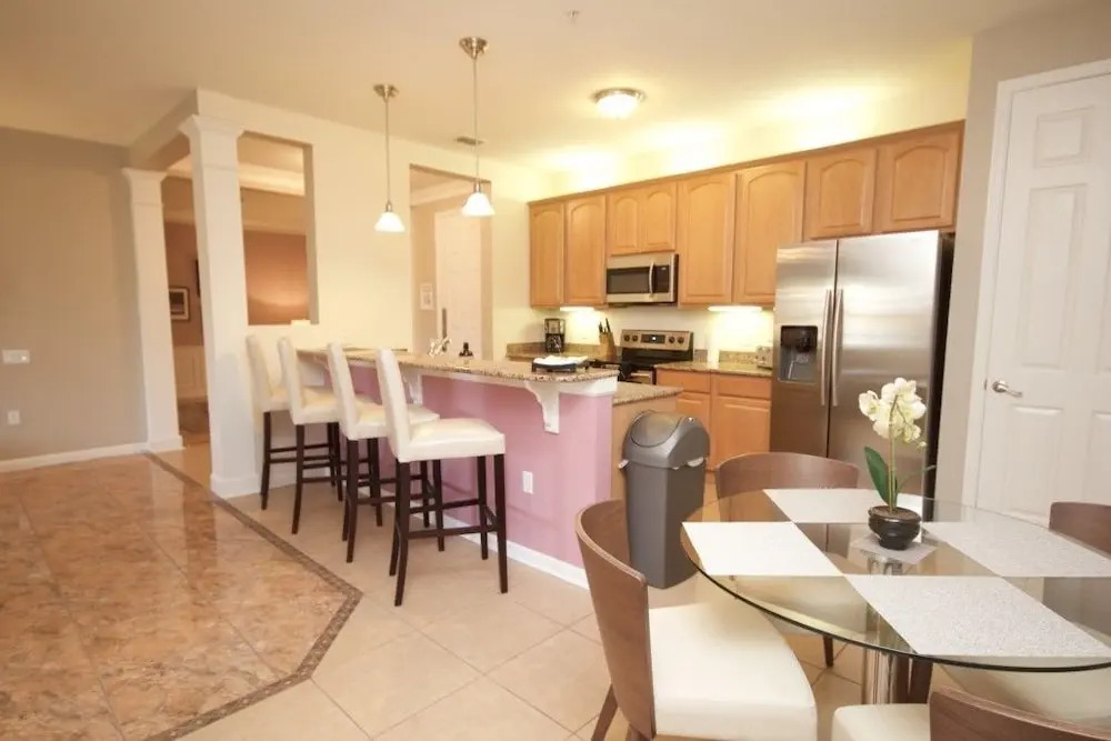 5049 Shoreway Loop #206,