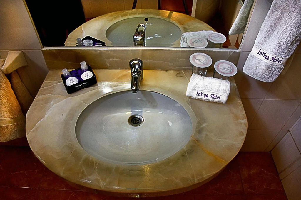 Intiqa Hotel