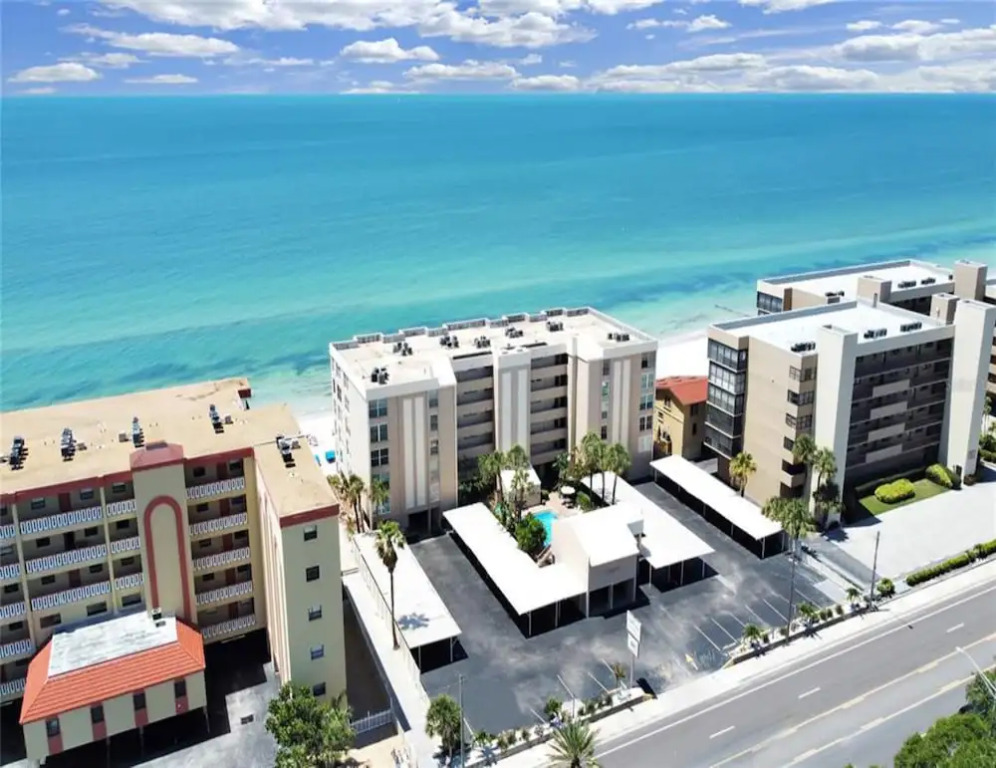 Madeira Vista 202 by Distinctive Beach Rentals