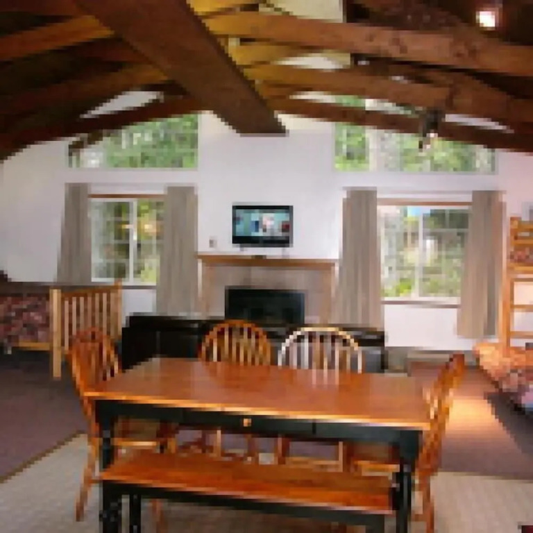 Mountain View Lodge