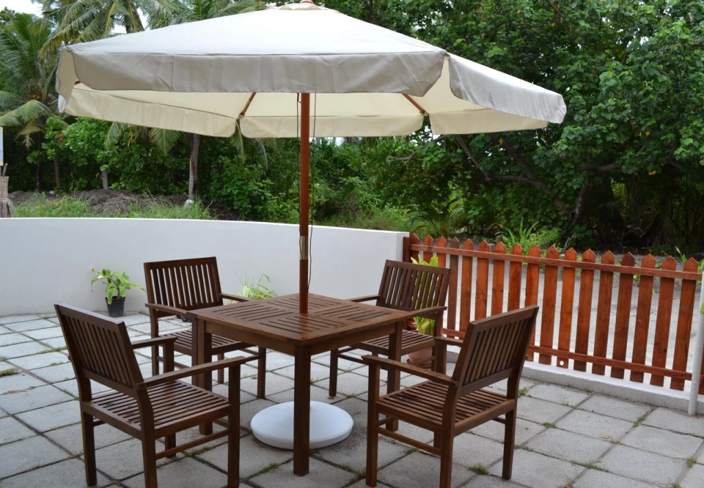 TME Retreats Dhigurah