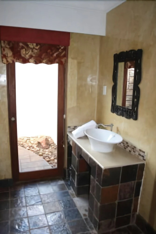 Eagles Nest Estate Luxury Guest House