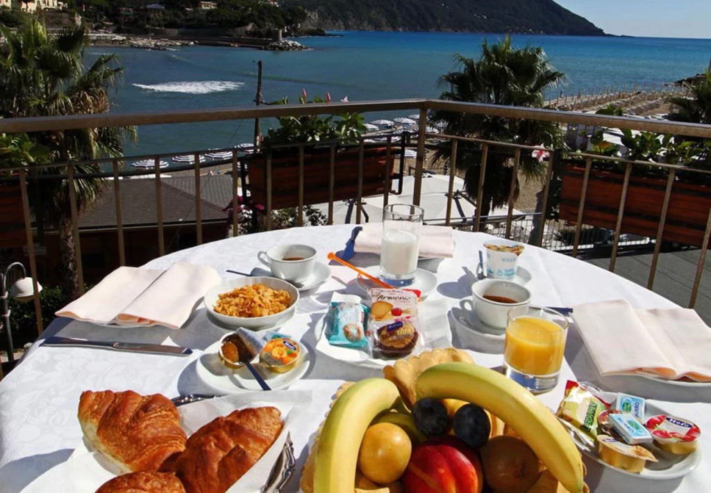 Hotel Elena