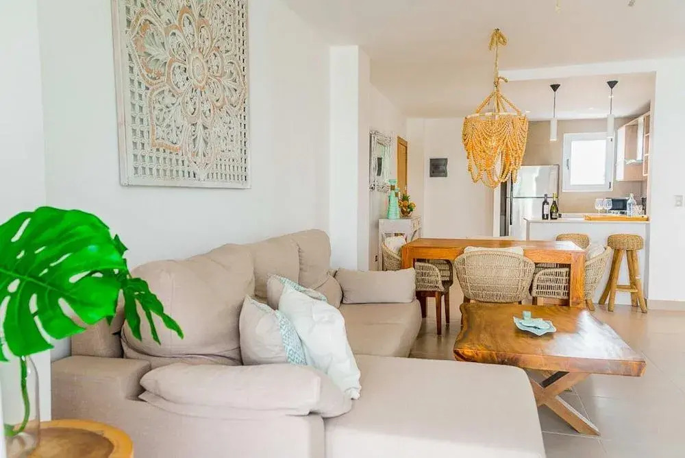 2 bed Penthouse Just Steps From the Beach