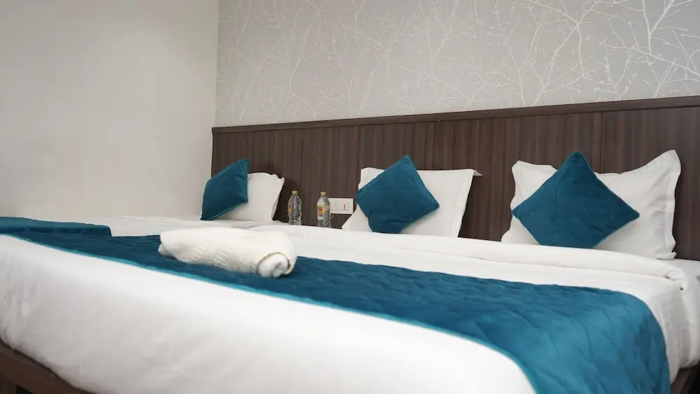 Qotel Hotel Rajouri Garden