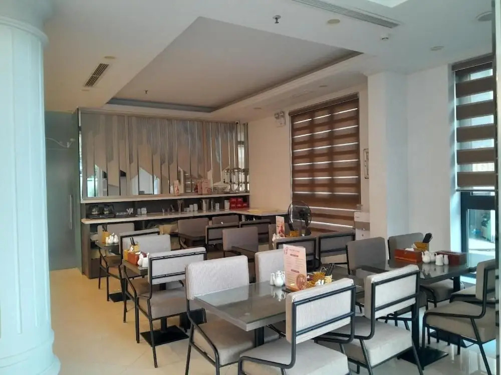 A25 Hotel - Hoàng Đạo Thúy 1