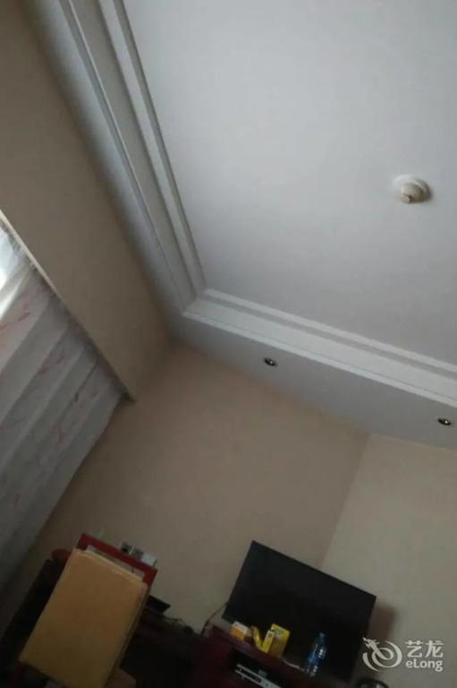 Yasheng Hotel