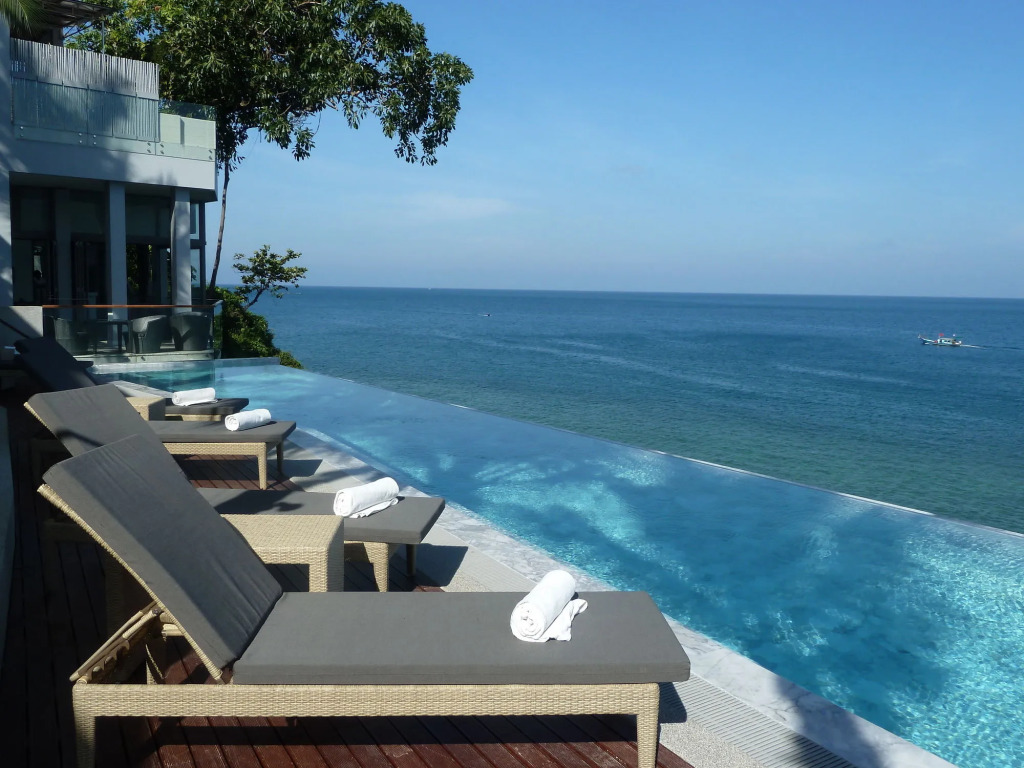 Cape Sienna Phuket Gourmet Hotel & Villas - SHA Extra Plus
