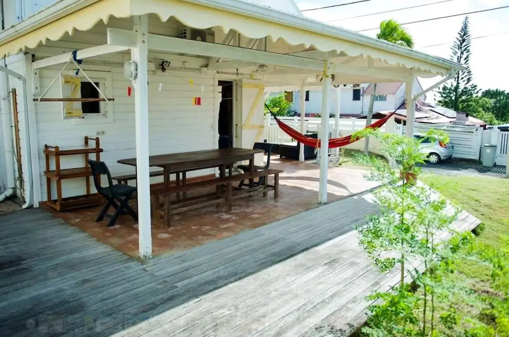 House With in Sainte anne With Enclosed Garden and Wifi