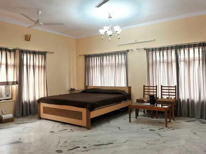 Basant Inn