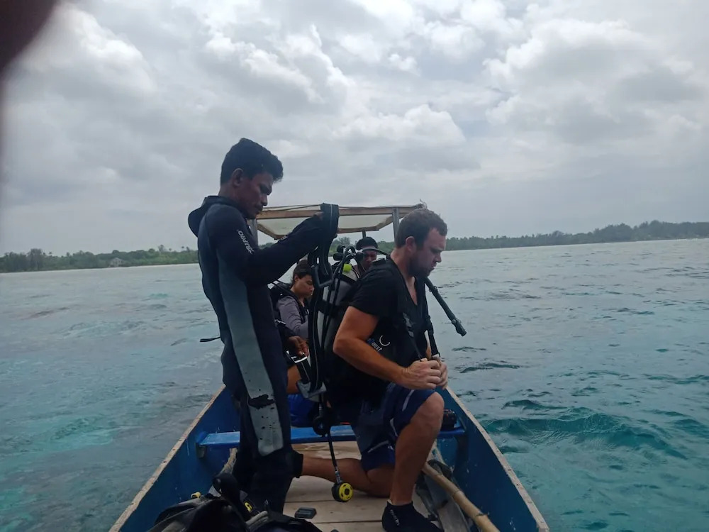 Hoga Island Dive Resort