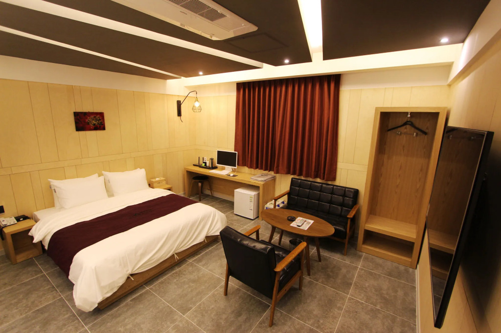 Brown-Dot Hotel Daegu Hyukshin Doshi