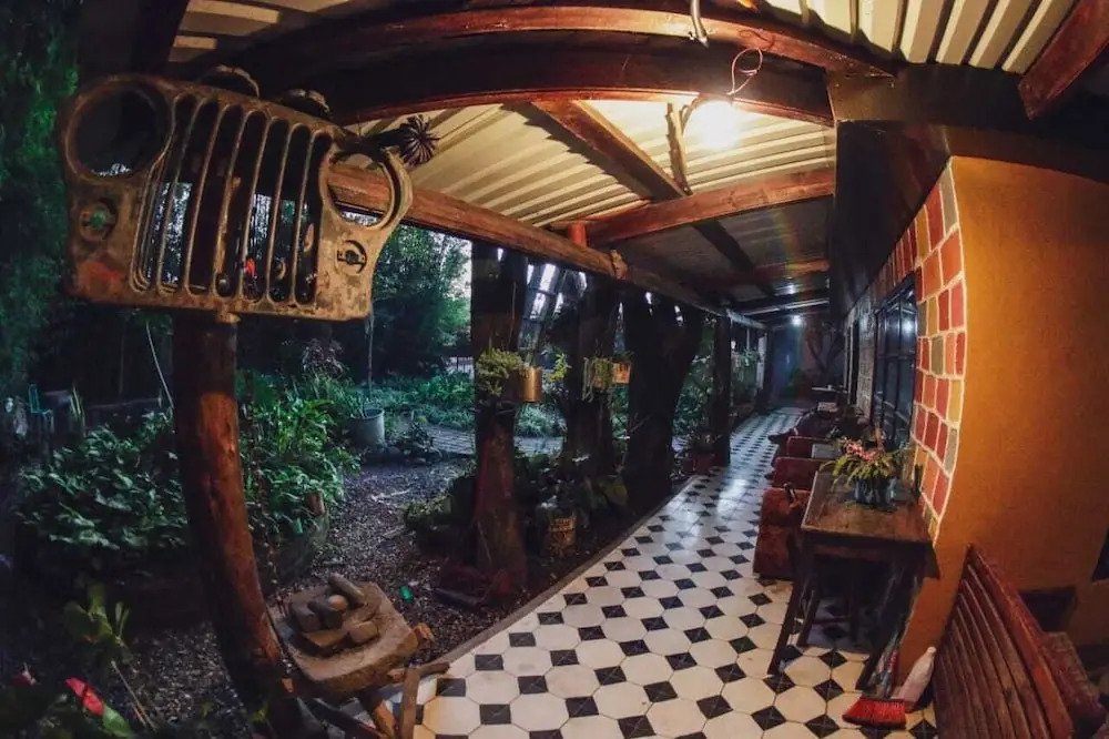 Mitos Hostal