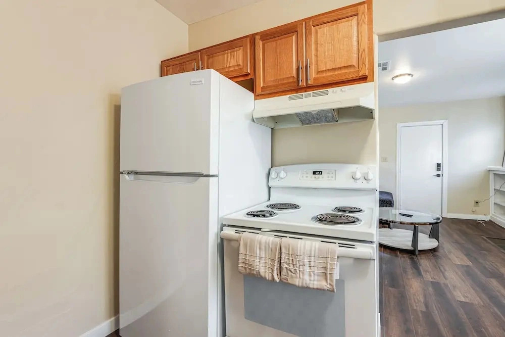Walkable Phoenix 2-unit Hub Near Chase Field