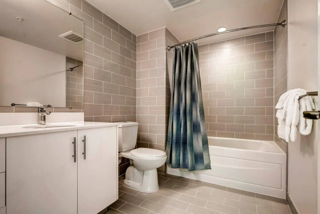 Global Luxury Suites at Villa Street