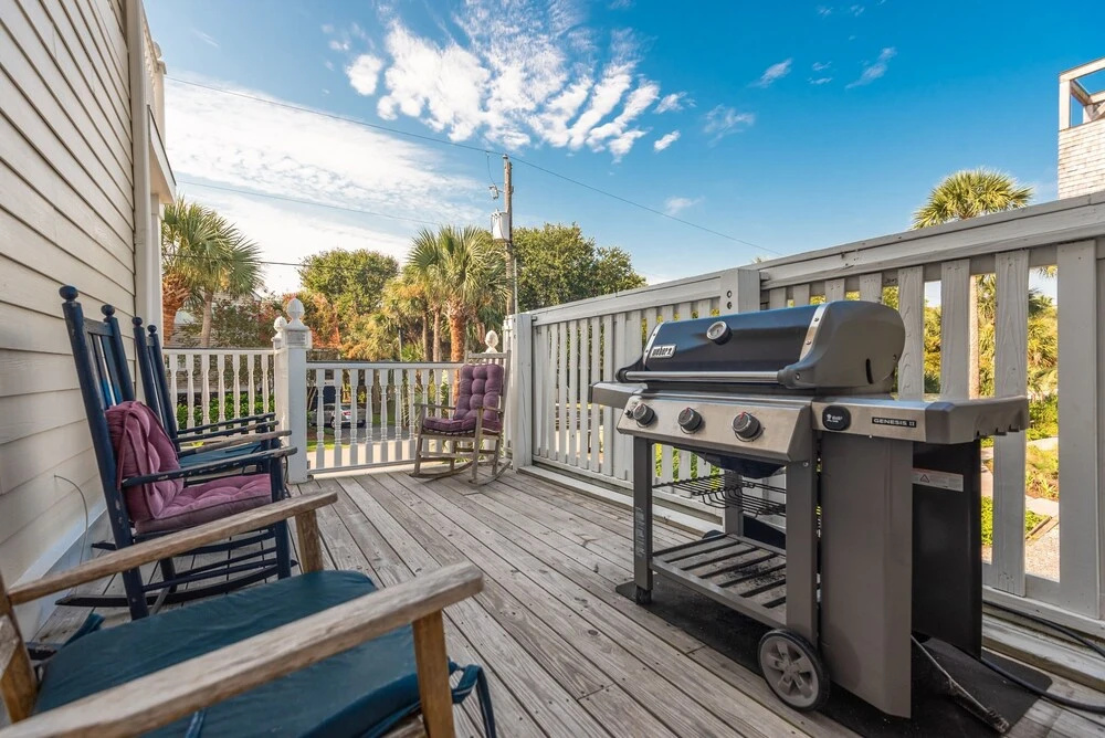 Isle of Palms Estate w/ Pool & Alfresco Lounges home