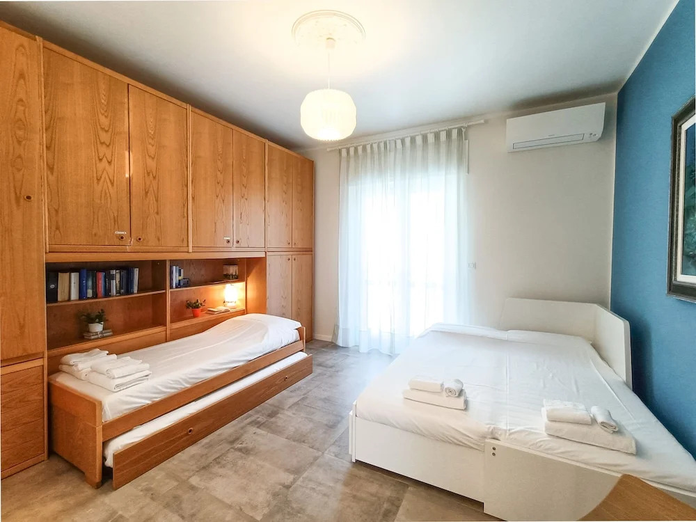JOIVY Bright Flat W/2 Balconies & Sea View