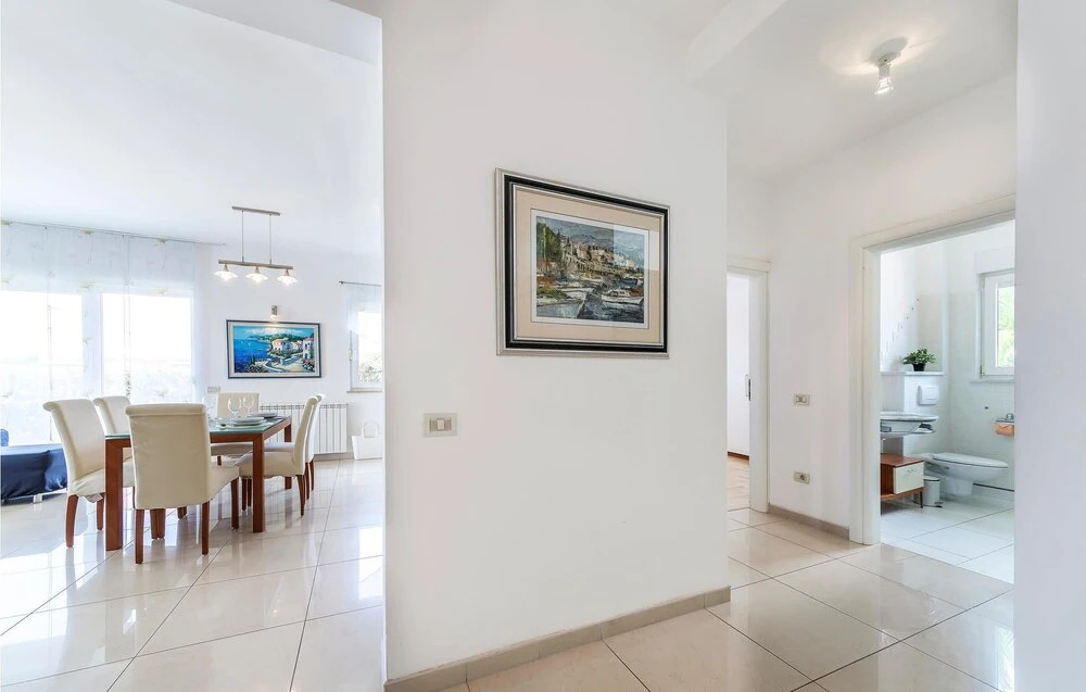 Amazing Apartment in Banjole With Outdoor Swimming Pool, Wifi and 2 Bedrooms