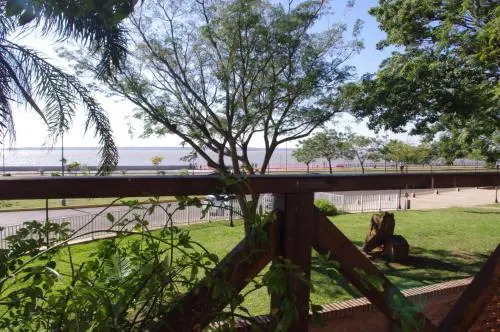 Costa Aguacates