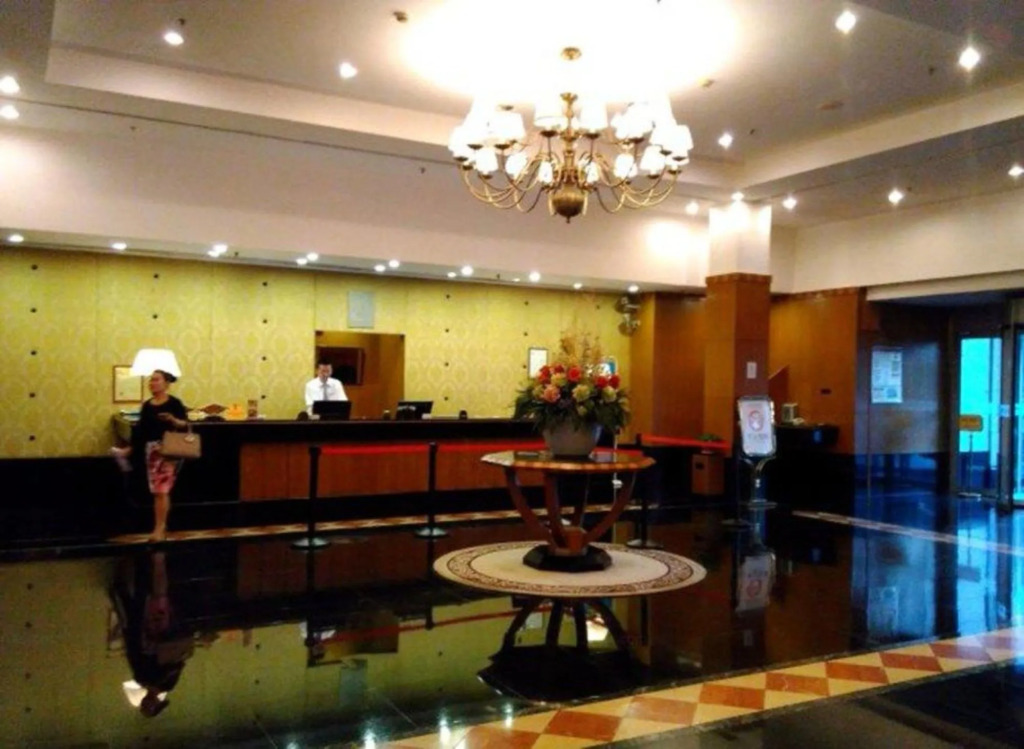 Eastern Light International Qingdao