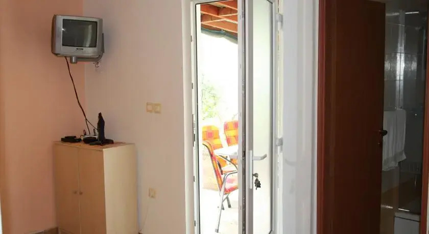 House Oliva with private pool and large garden