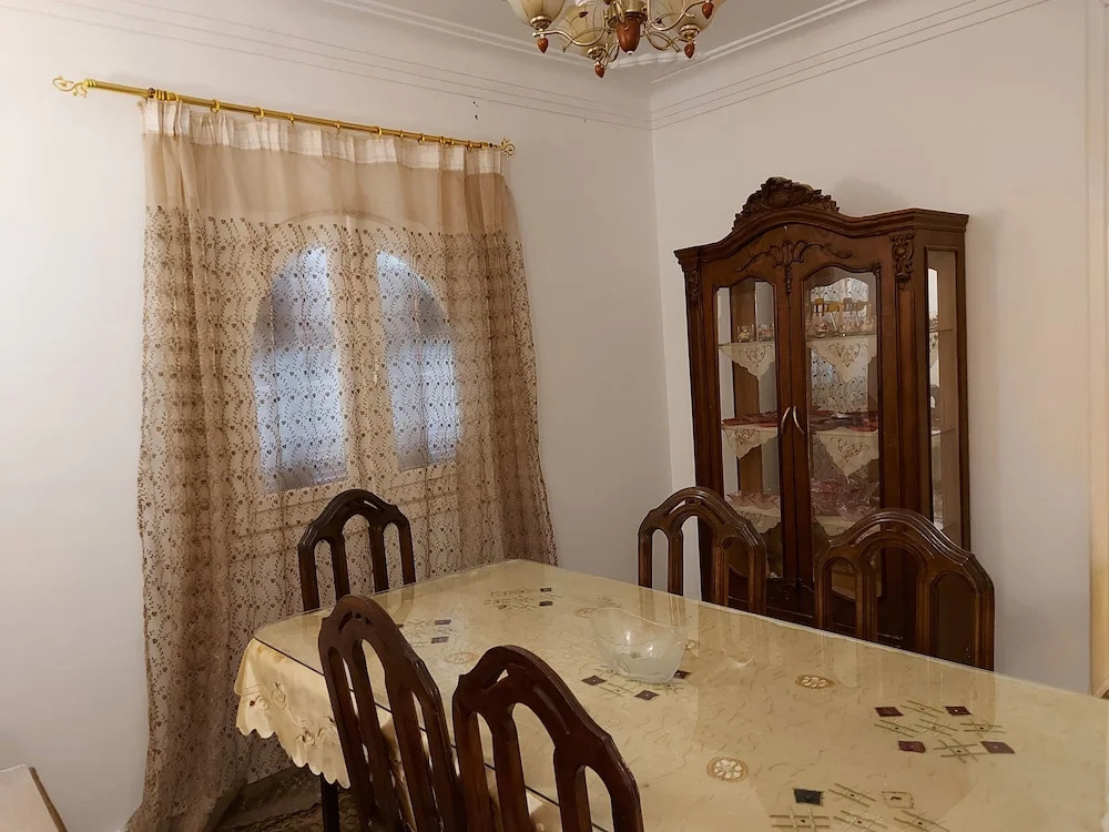Salem Apartment