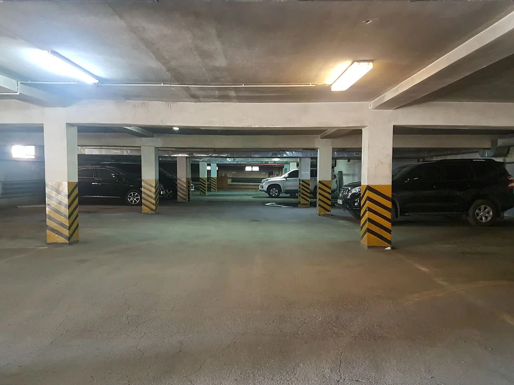 Naran Apartment