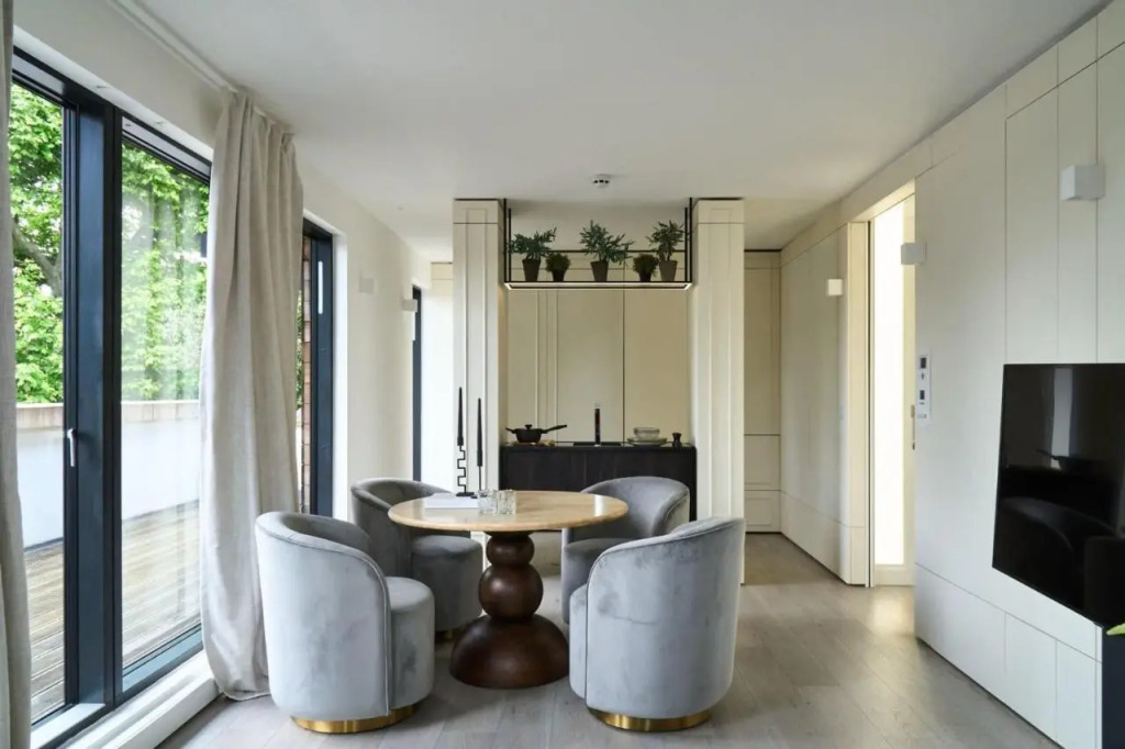Luxury West London living in Loftus Road London