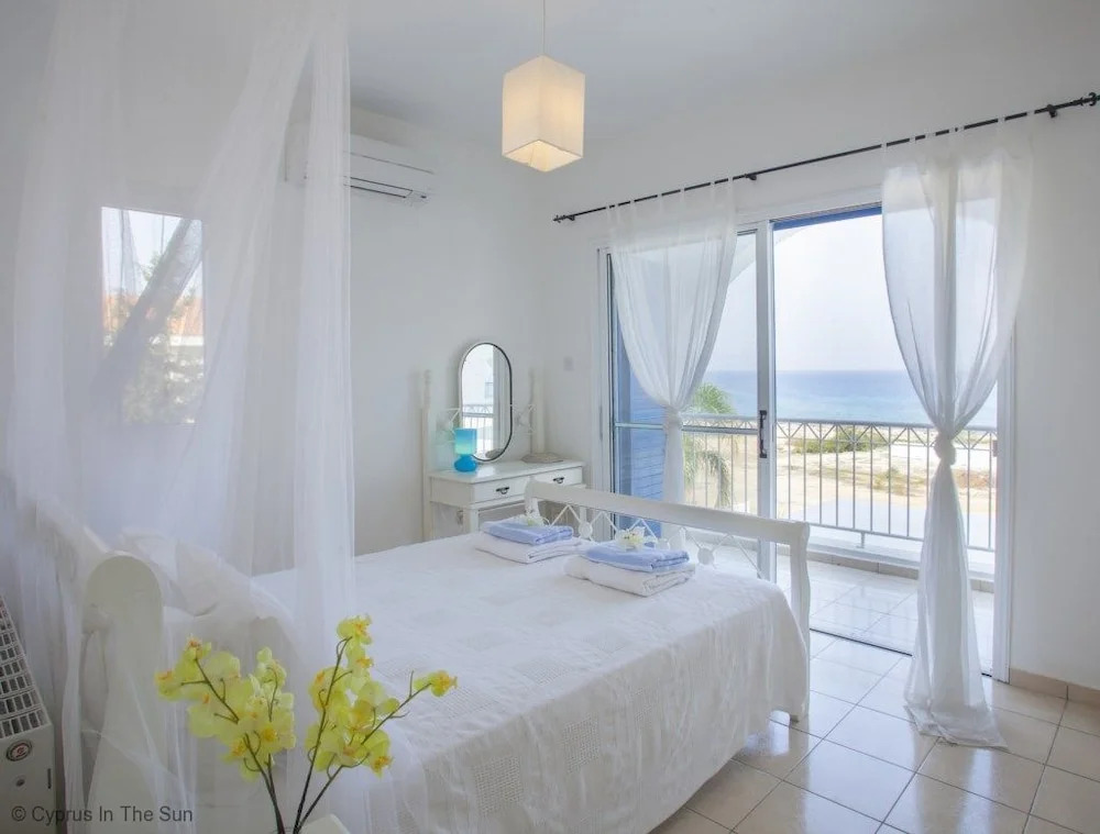 Cyprus Villa Mimosa 1 Gold