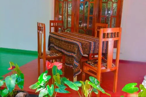 Lak Sewana Home Stay