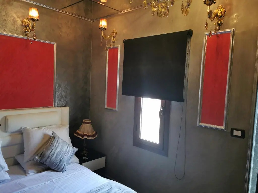 Chic Apartment 1