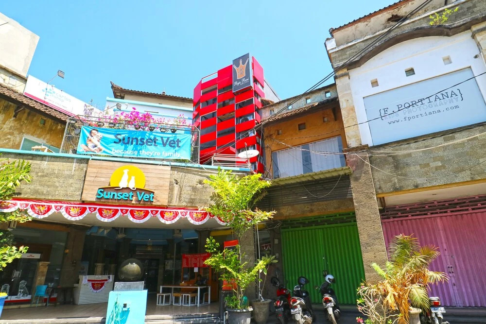 Raja Rani Hostel