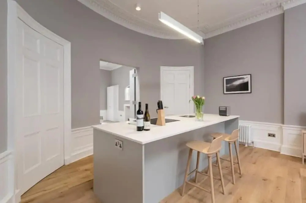 JOIVY Torphichen Street 5 Star Luxury Apartment
