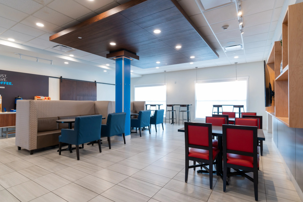 Holiday Inn Express & Suites - Edmonton SW - Windermere by IHG