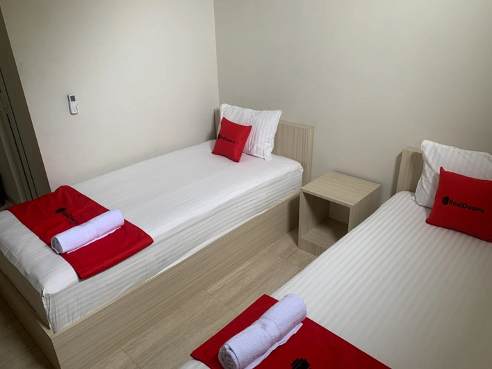 RedDoorz near Alun Alun Purbalingga