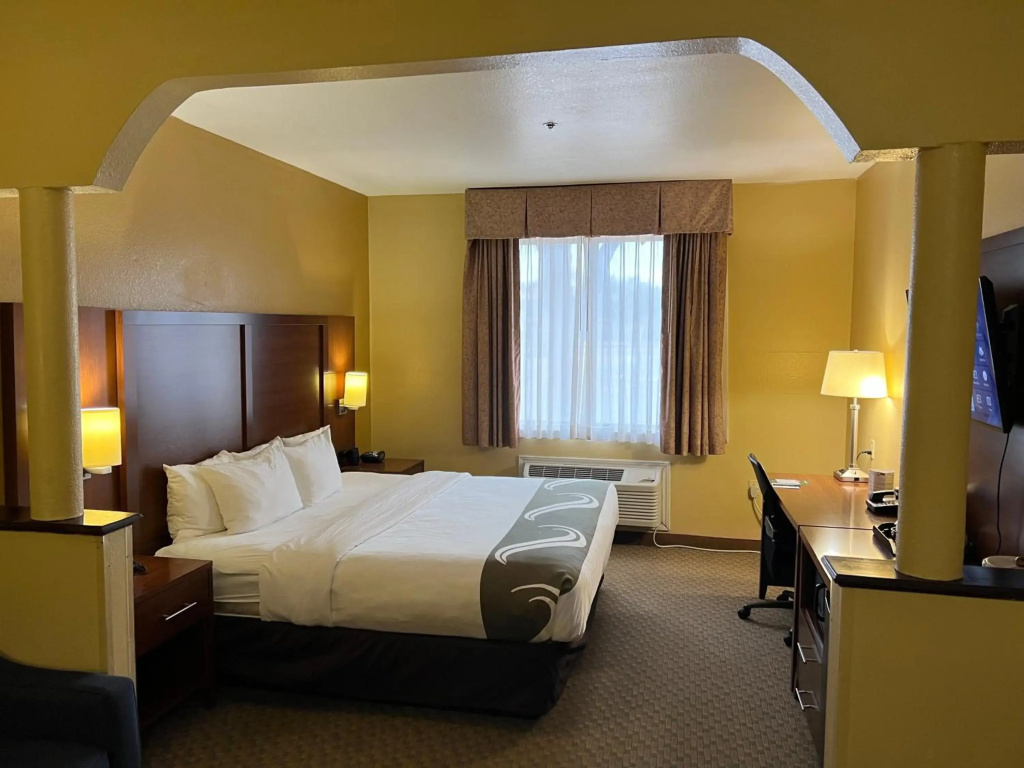 Quality Suites Midland North Loop 250