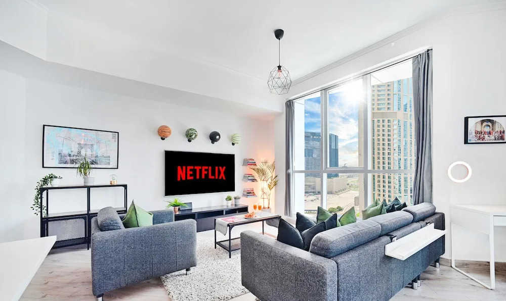 LUX The Dubai Marina View Suite