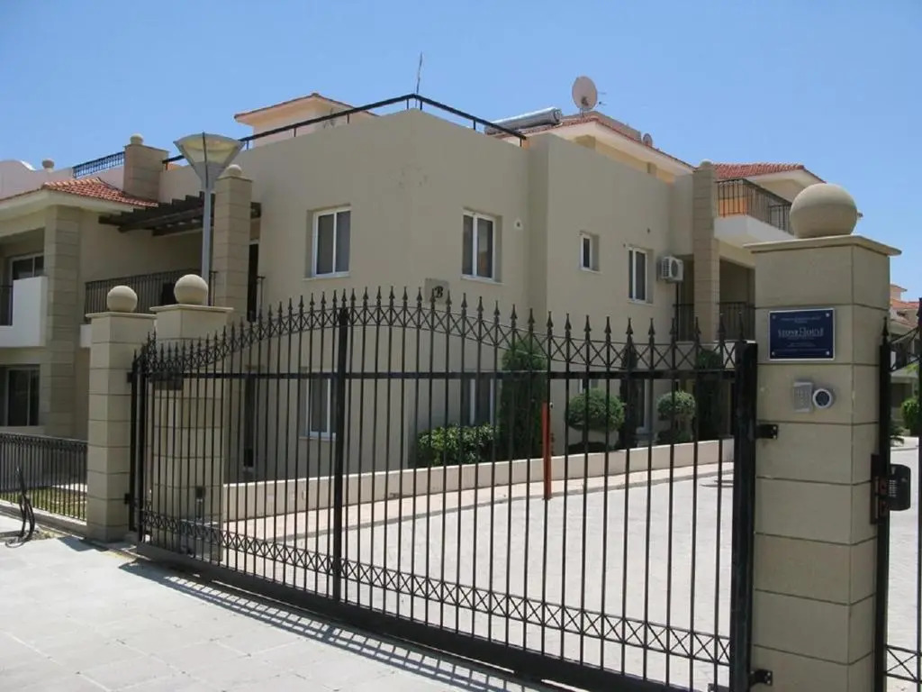 Pyla Gardens A102