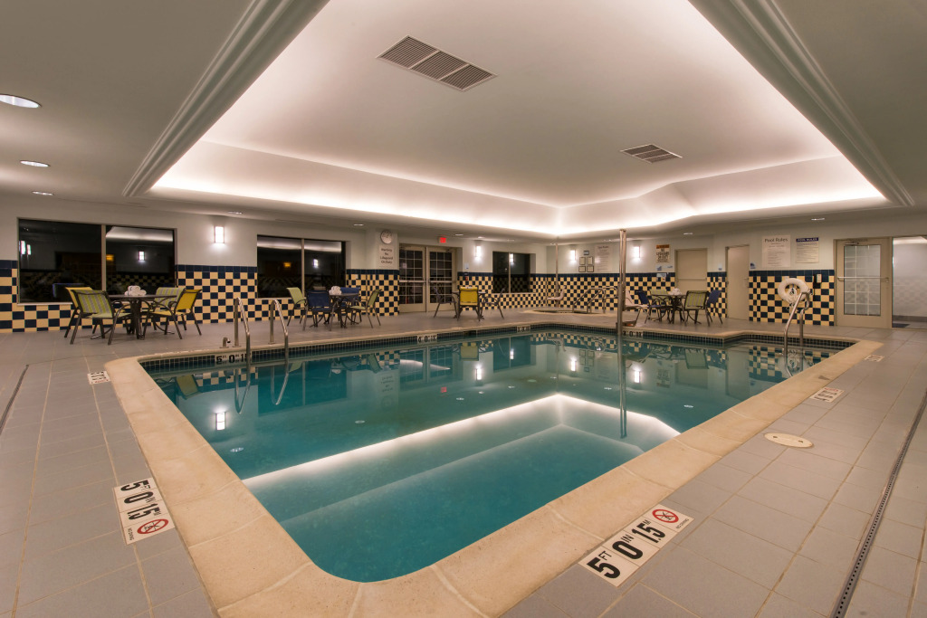 Holiday Inn Express and Suites Dickson City by IHG